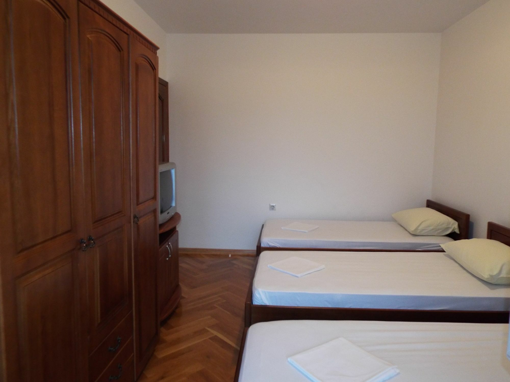 Apartments Old Olive Бар Екстериор снимка