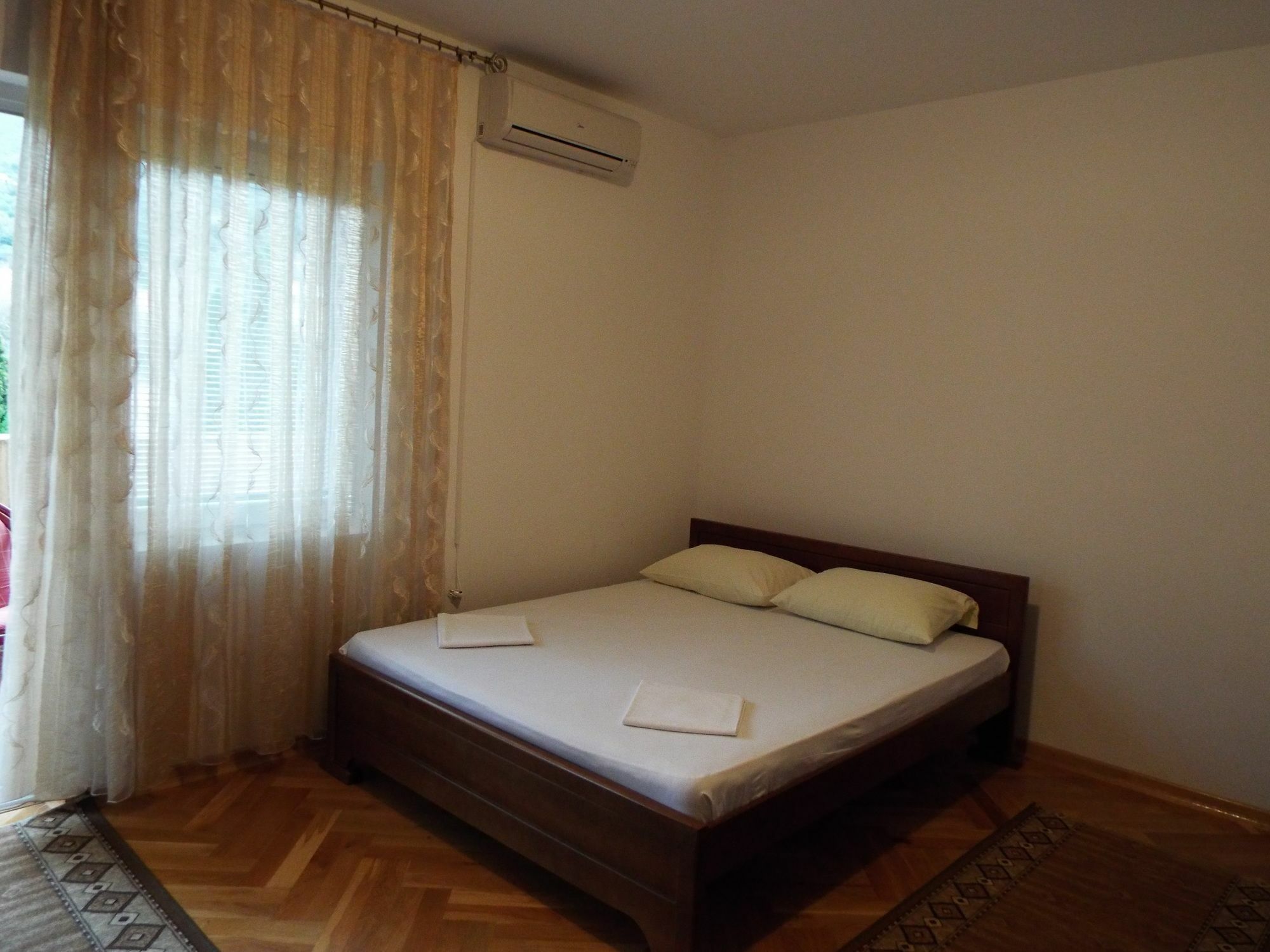 Apartments Old Olive Бар Екстериор снимка